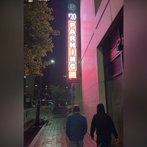 Meet your Posher, Hunter